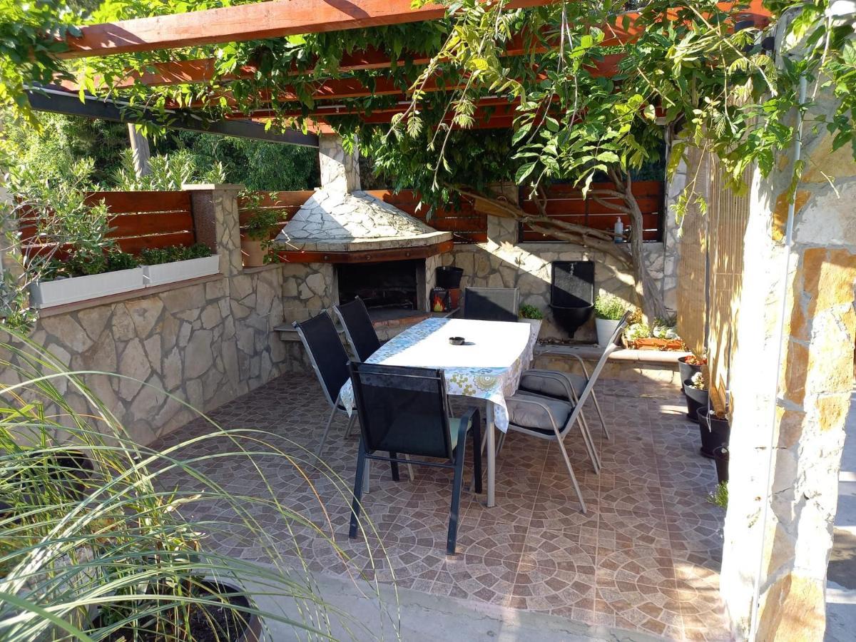 Apartment Alma Pula