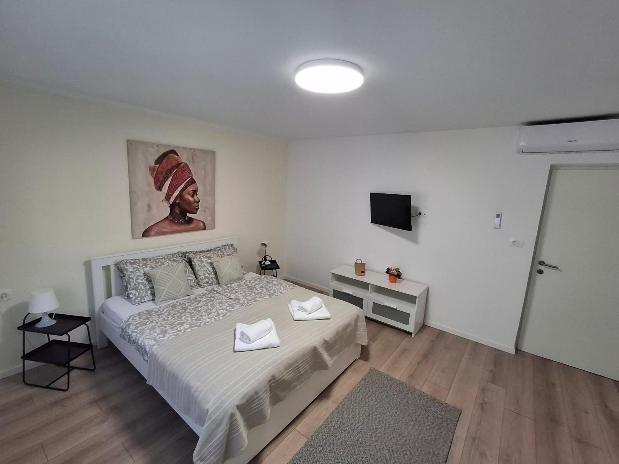 Alma Apartment
